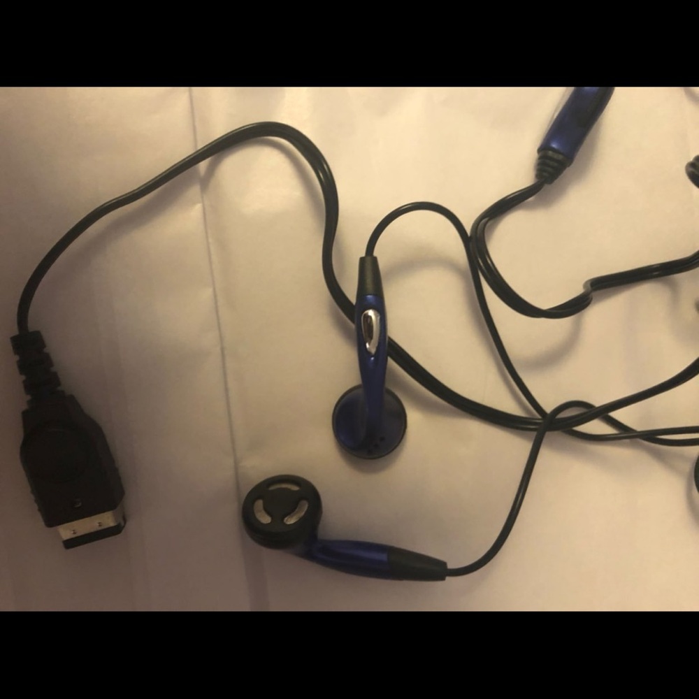 Nintendo DS Accessory Set 👾 - Picture 3 of 4
